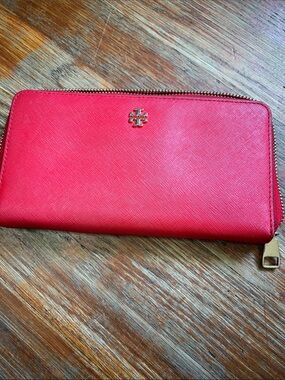 Tory Burch Red Saffiano Zip Wallet with Gold Logo
